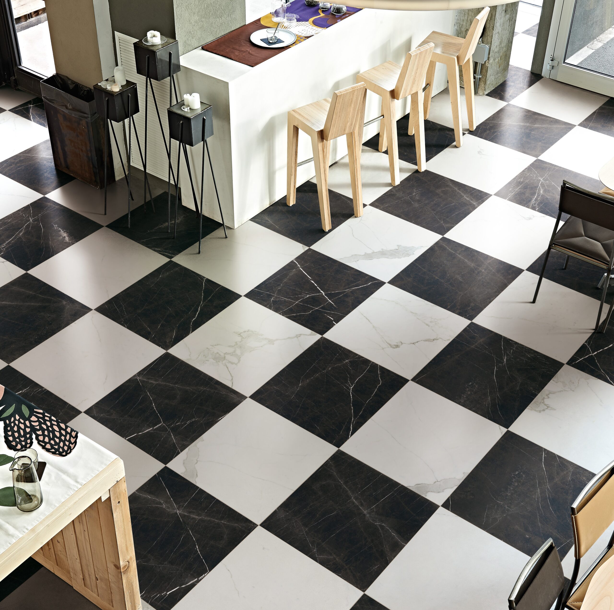 MILE®stone_Luxury_Calacatta_Nero Marquina_24x24_Matte_A